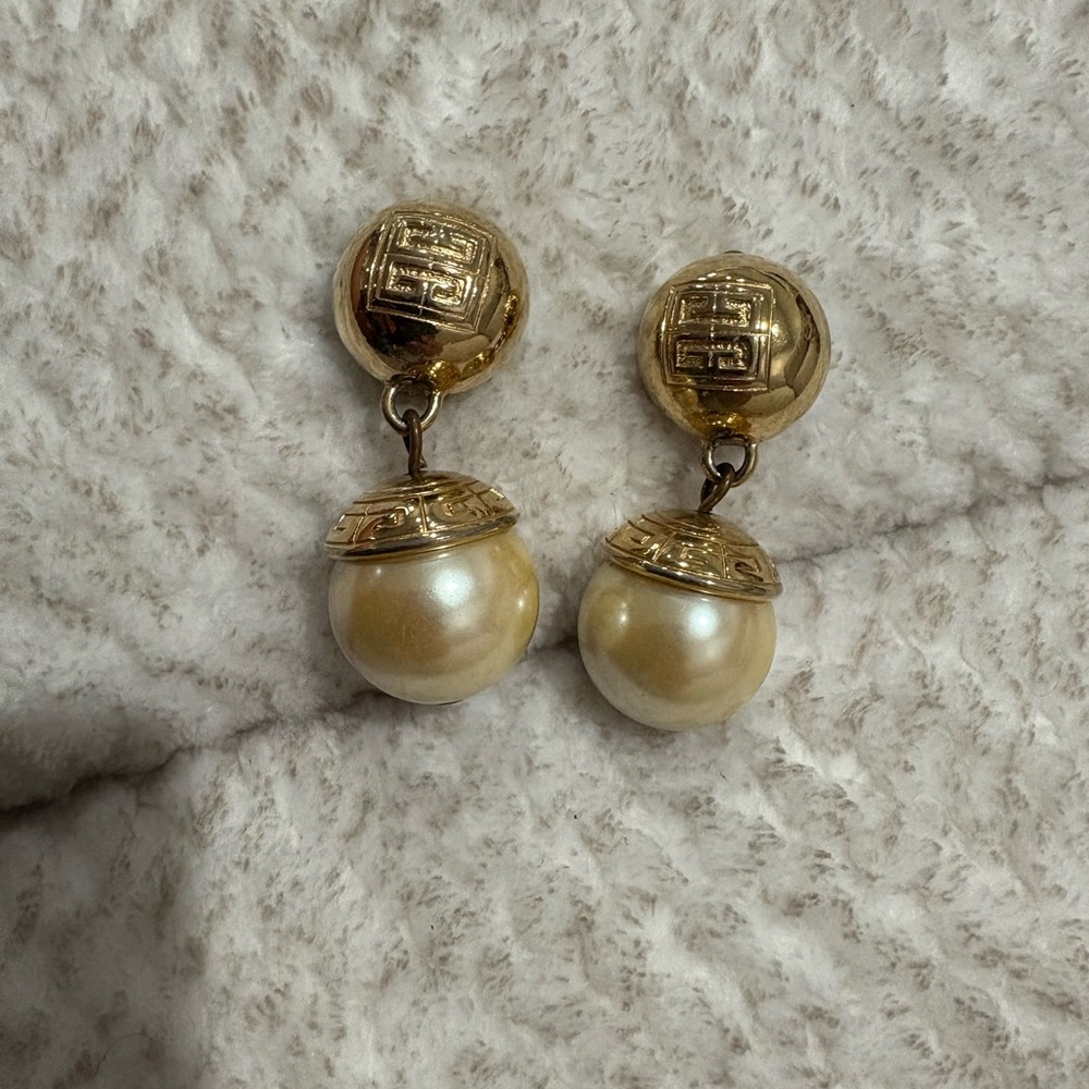 Givenchy Elegant Gold and Pearl Drop Earrings Clip ons
